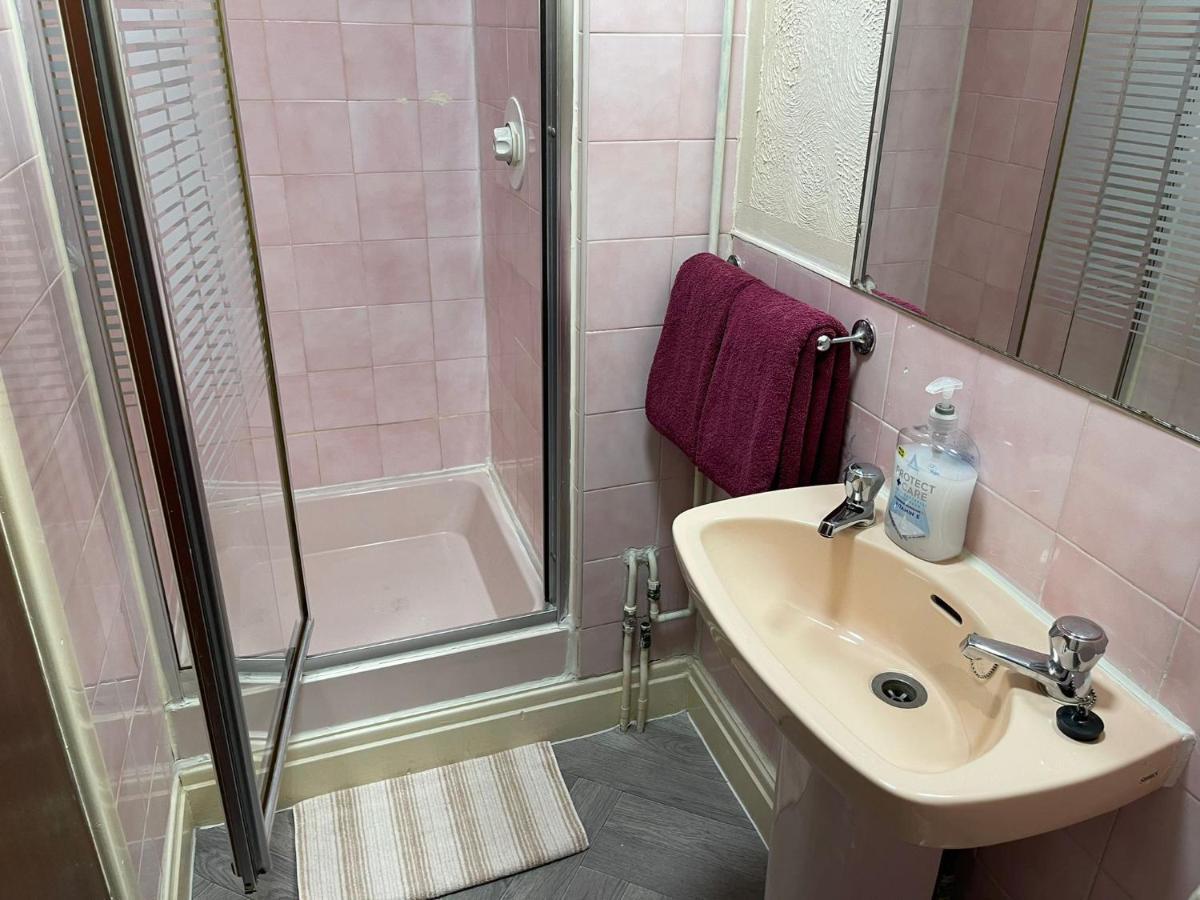 Galaxy Hotel Μπλάκπουλ Εξωτερικό φωτογραφία