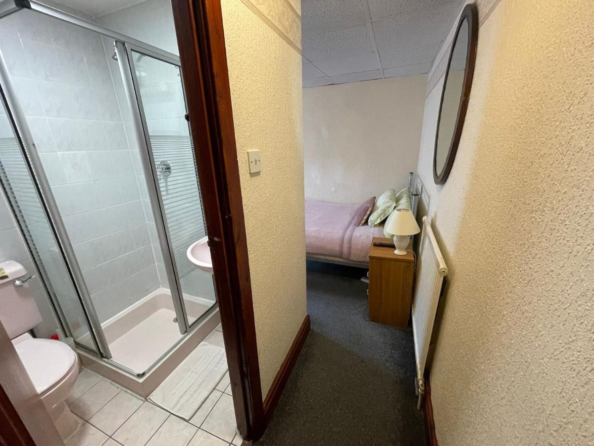 Galaxy Hotel Μπλάκπουλ Εξωτερικό φωτογραφία